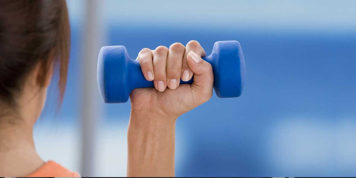مهمترین تمرینات ورزشی و بدنسازی برای مبتلایان به روماتیسم مفصلی - ورزش درمانی - تمرینات ویژه دست ها